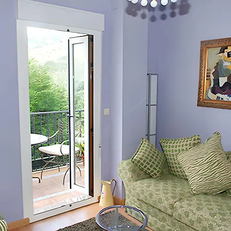 Charming In 35 M² With Shared Pool Διαμέρισμα *