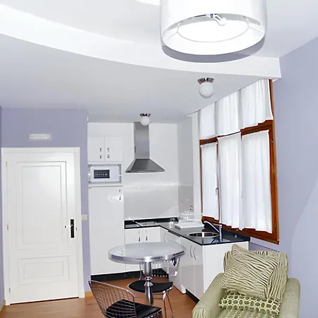 Charming In 35 M² With Shared Pool * San Antolín