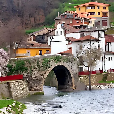 Charming In 35 M² With Shared Pool San Antolín