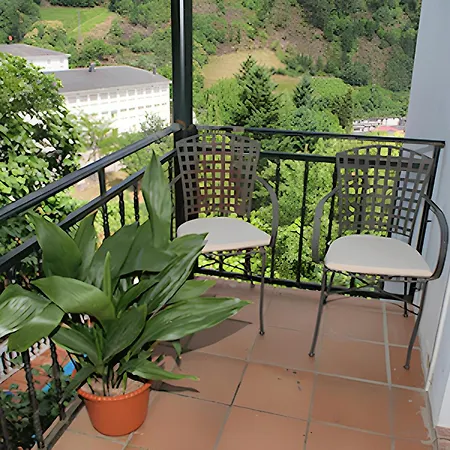 Charming In 35 M² With Shared Pool San Antolín